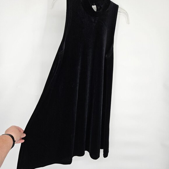 One Clothing Long Maxi A-Line Dress Medium Black Velvet Sleeveless Keyhole Back - Picture 3 of 11
